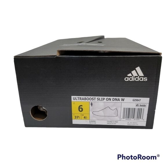 ADIDAS Ultraboost‎ Slip-on Size 6 - Picture 12 of 13